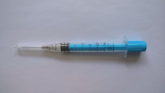 3ml Medical Luer Lock Jarum Suntik Sekali Pakai Dan Jarum Untuk Pengumpulan Darah